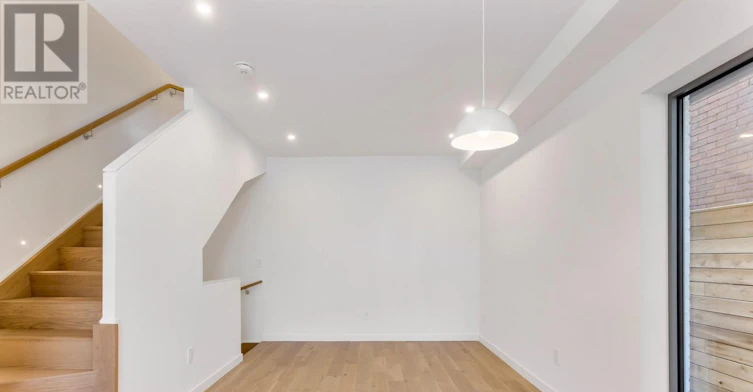 3-301 Keele Street, Toronto, ON, M6P 2K5 - 10