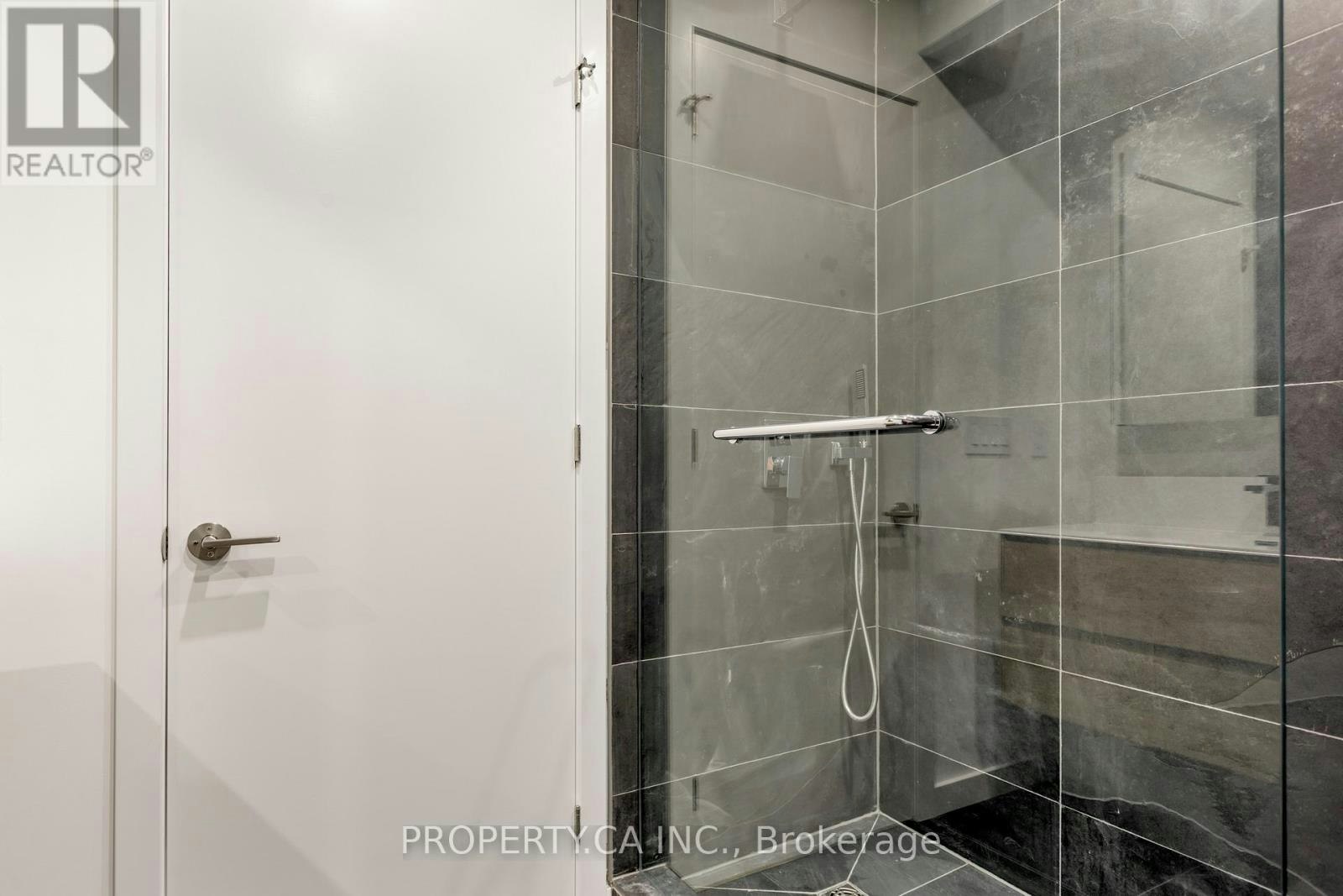 3-301 Keele Street, Toronto, ON, M6P 2K5 - 41