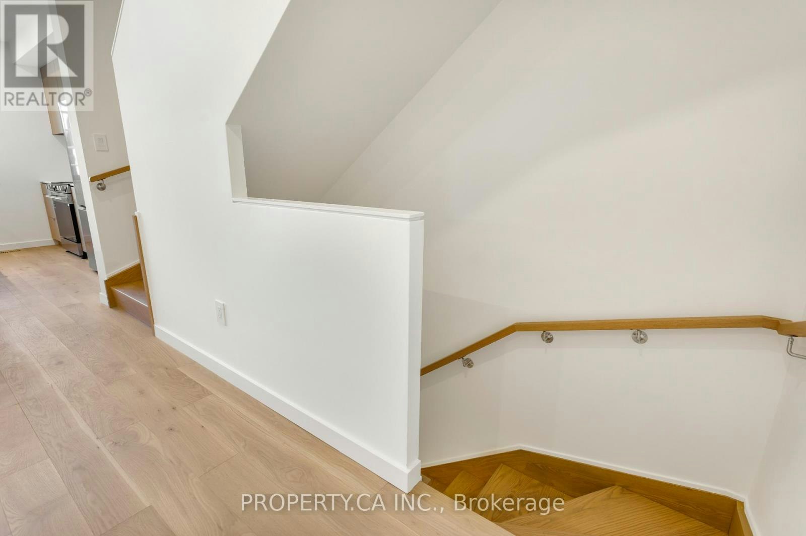 3-301 Keele Street, Toronto, ON, M6P 2K5 - 37
