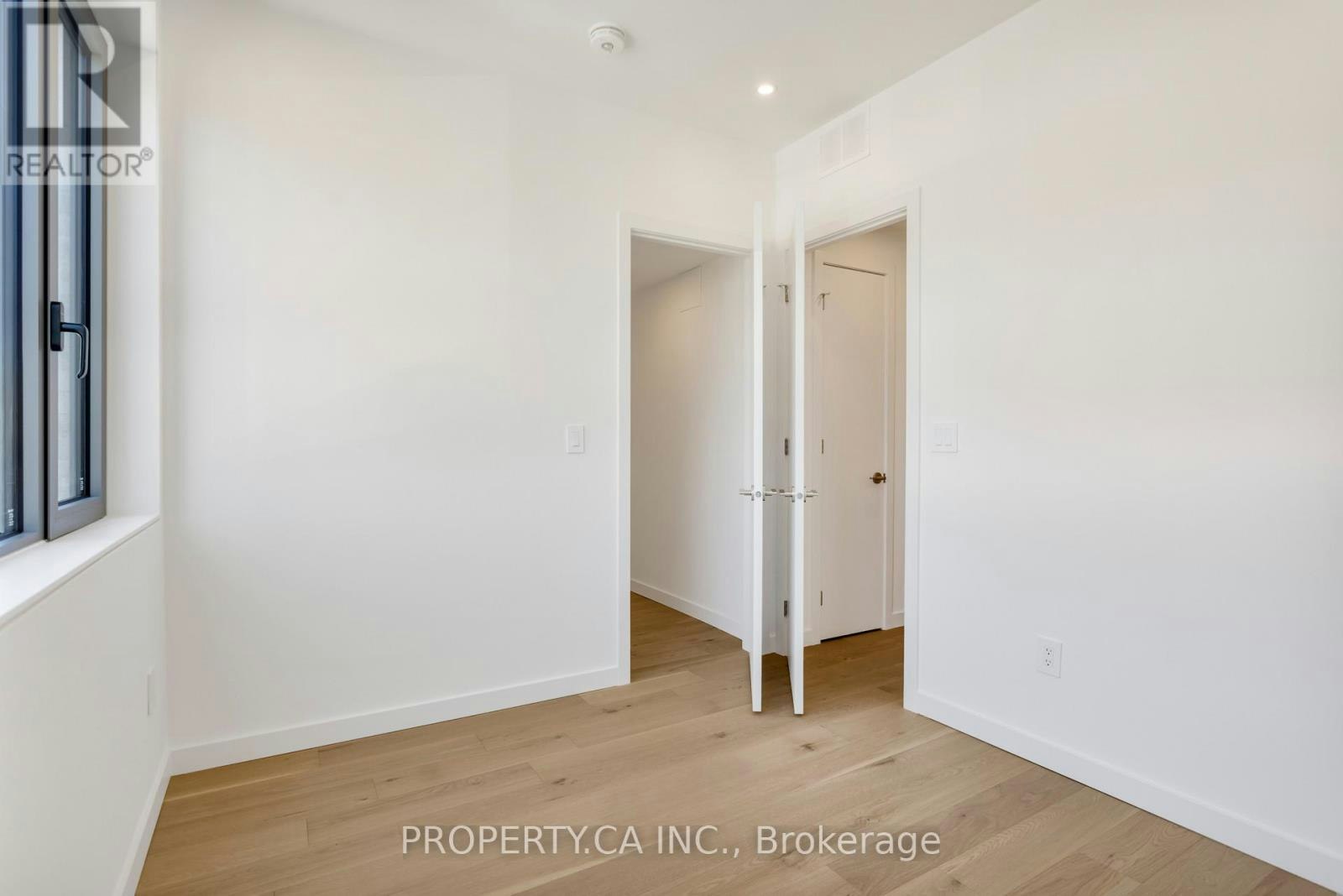 3-301 Keele Street, Toronto, ON, M6P 2K5 - 20