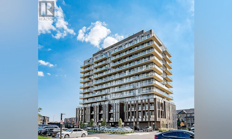 103-215 Veterans Drive S