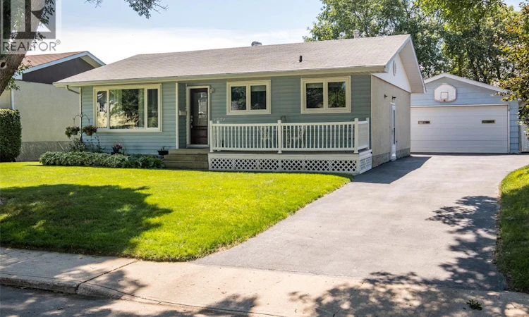 1561 Sibbald Crescent
