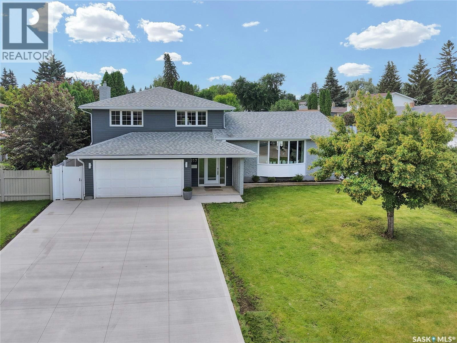217 Mount Allison Crescent, Saskatoon, SK, S7H 4G6