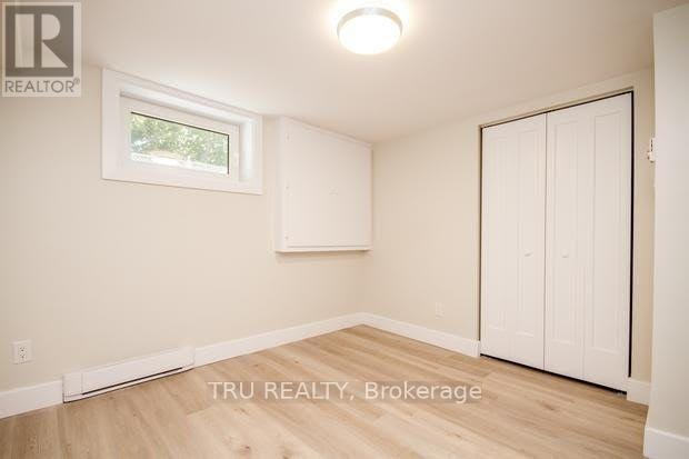 B-2430 Iris Street, Ottawa, ON, K2C 1C6 - 17