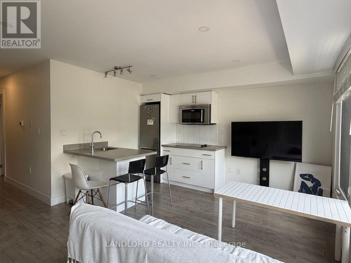 4-1175 Dovercourt Road, Toronto, ON, M6H 2Y1 - 3
