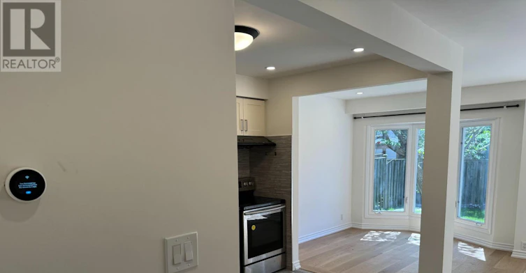 19 Vanessa Road, Markham, ON, L3R 4W1 - 7
