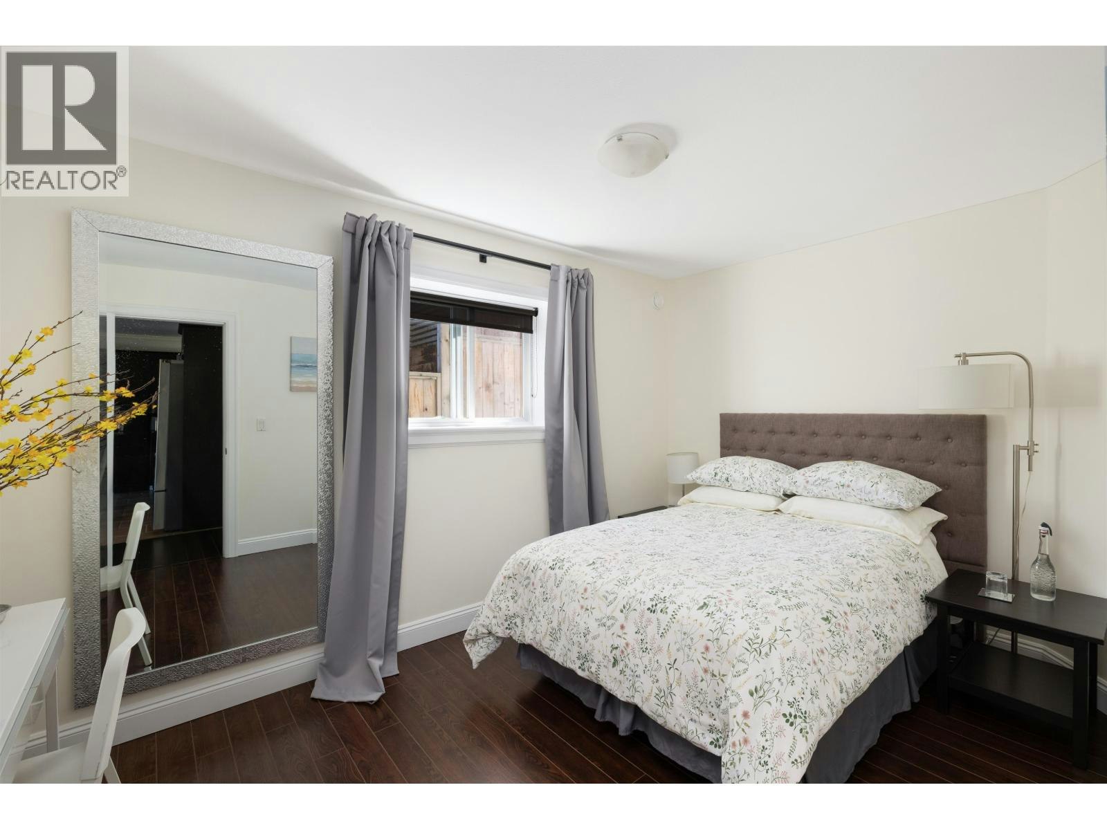586-588 NORTH Fletcher Road, Gibsons, BC, V0N 1V9 - 29