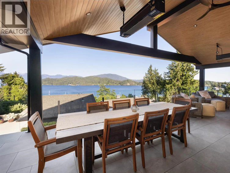 586-588 NORTH Fletcher Road, Gibsons, BC, V0N 1V9 - 13