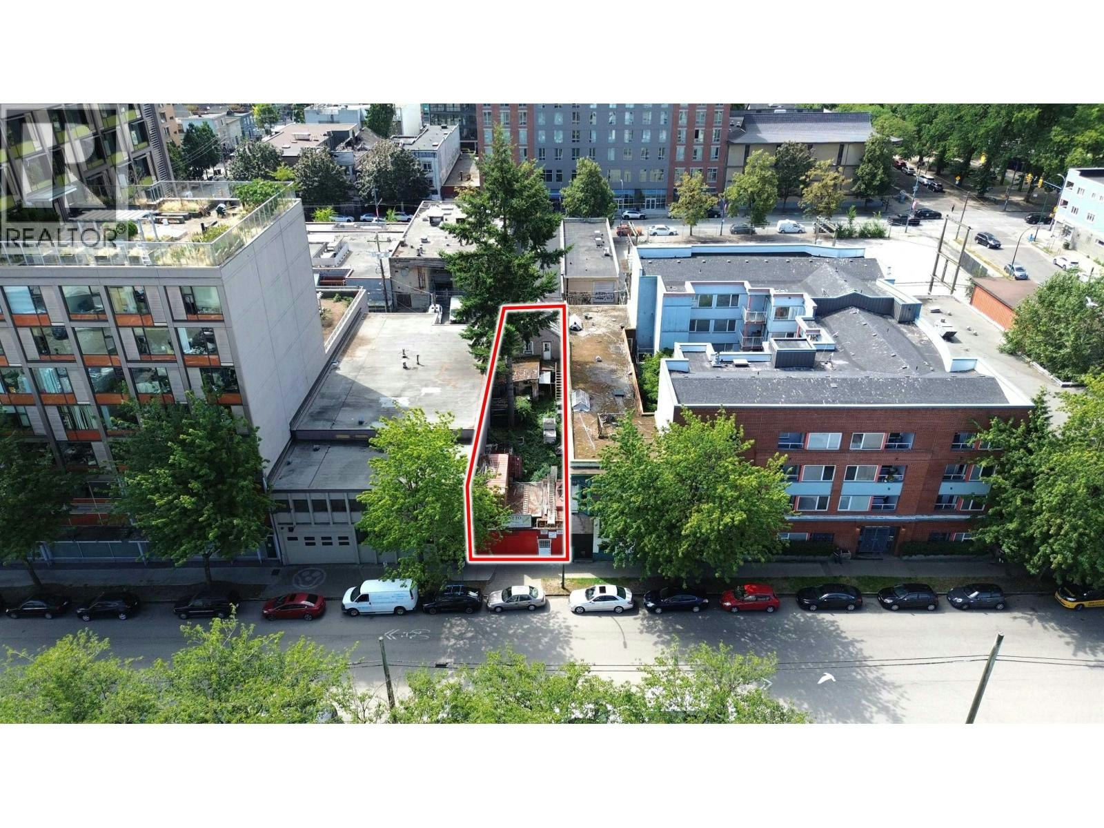 516 Alexander Street, Vancouver, BC, V6A 1C7