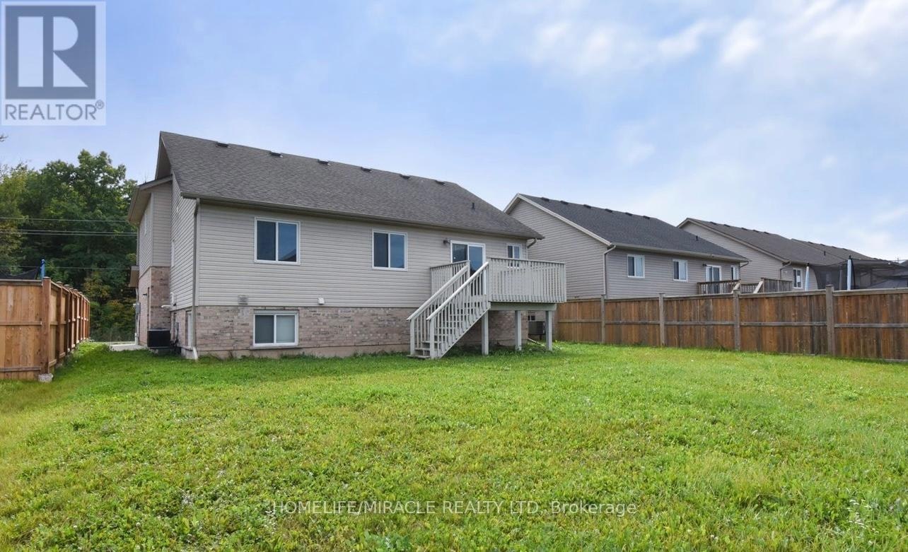 UPPER-7733 Oldfield Road, Niagara Falls, ON, L2G 0H6 - 10