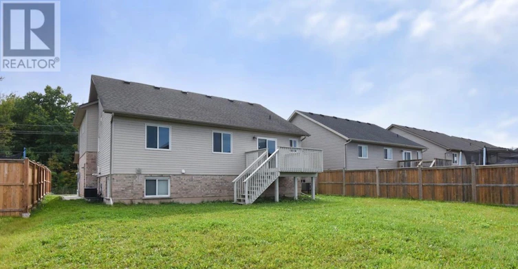 UPPER-7733 Oldfield Road, Niagara Falls, ON, L2G 0H6 - 10