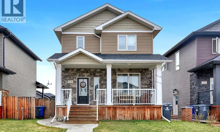 524 Maple Crescent