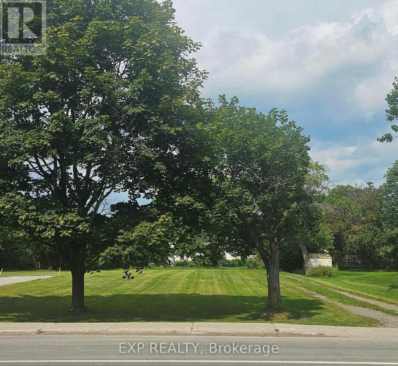 3607 B Mcbean Street, Ottawa, ON, K0A 2Z0