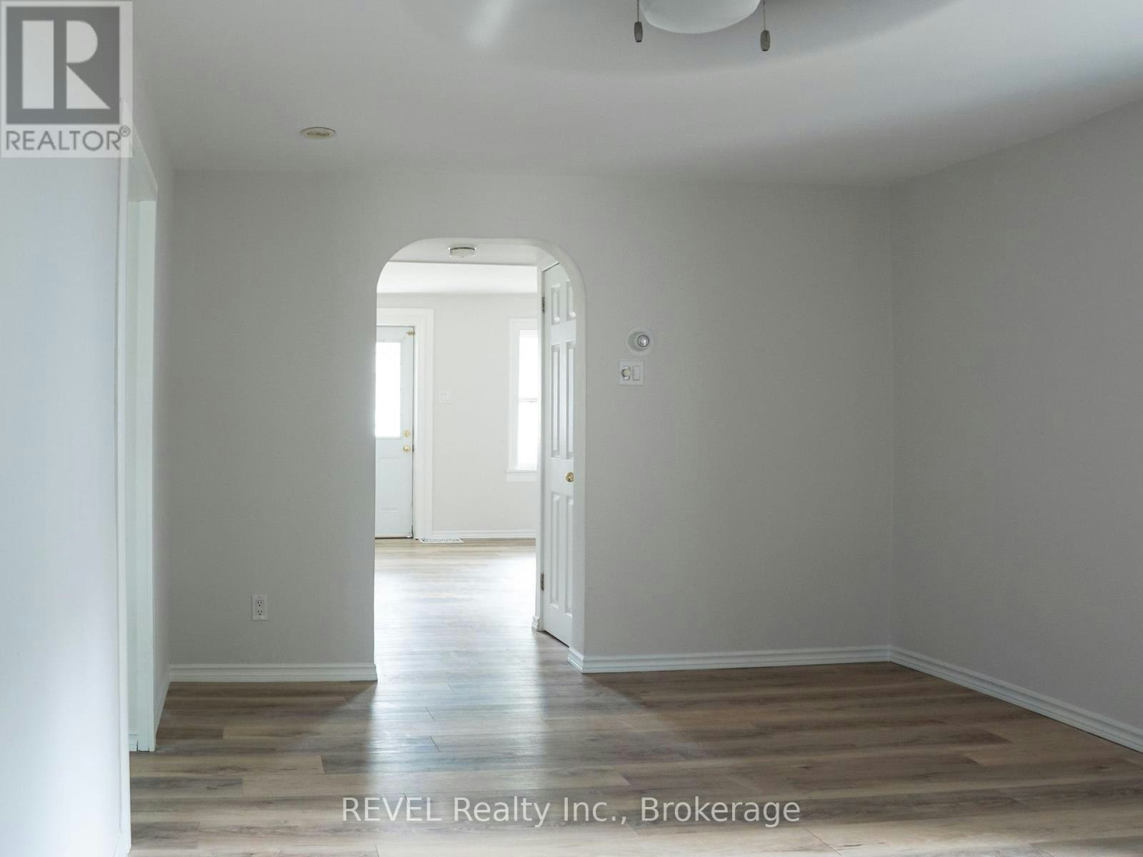 389 Glendale Avenue, St. Catharines, ON, L2T 1C3 - 15