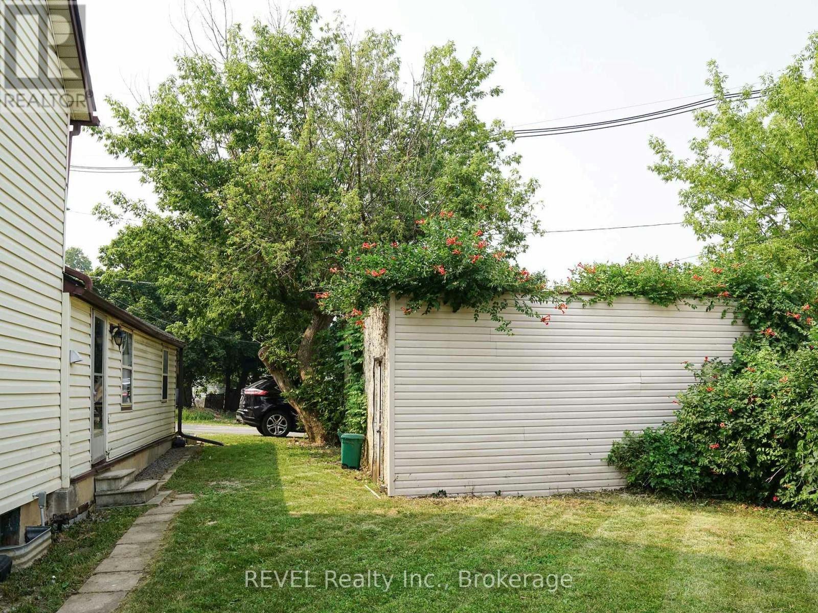 389 Glendale Avenue, St. Catharines, ON, L2T 1C3 - 38