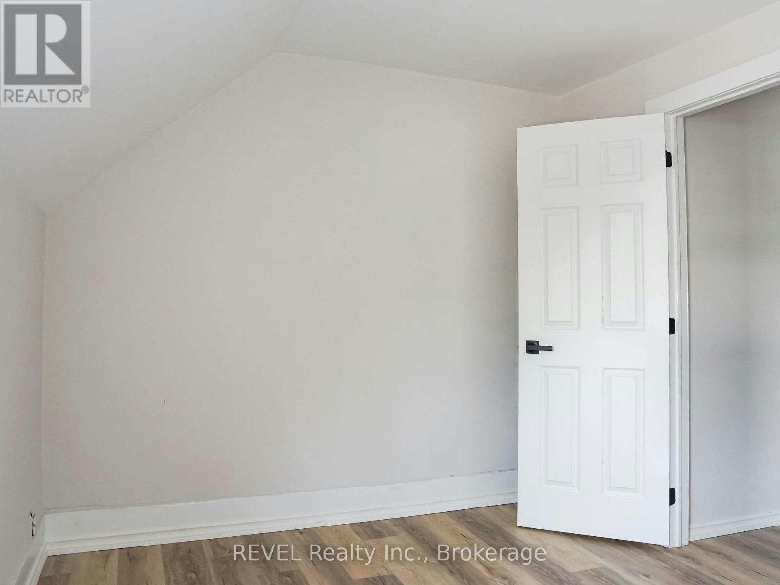 389 Glendale Avenue, St. Catharines, ON, L2T 1C3 - 29