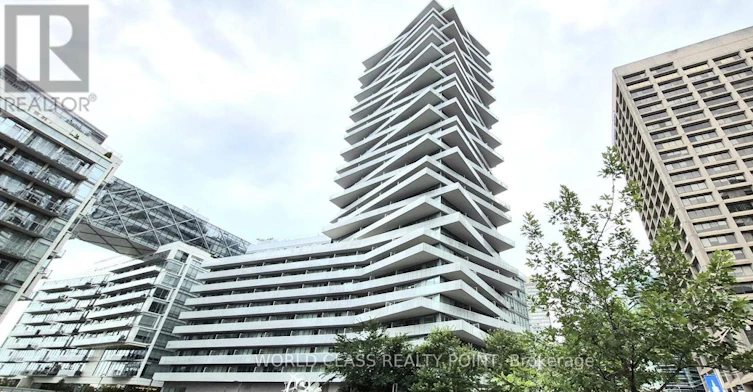 724-15 Queens Quay E, Toronto, ON, M5E 0C5