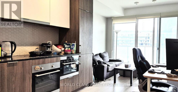724-15 Queens Quay E, Toronto, ON, M5E 0C5 - 4