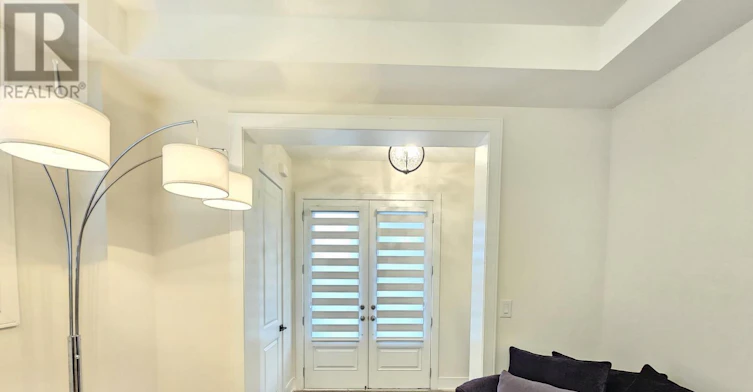 48 Duxbury Road, Brampton, ON, L6R 4E3 - 2