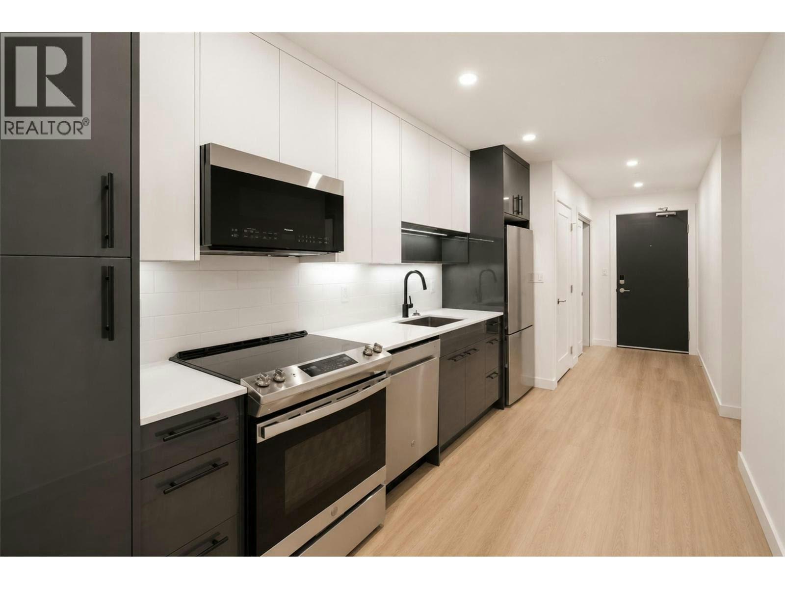 310-1380 Pridham Avenue, Kelowna, BC, V1Y 6B5 - 12