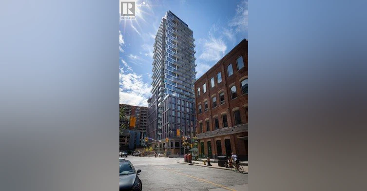 2605 2a Church Street, Toronto, ON, M5E 0E1