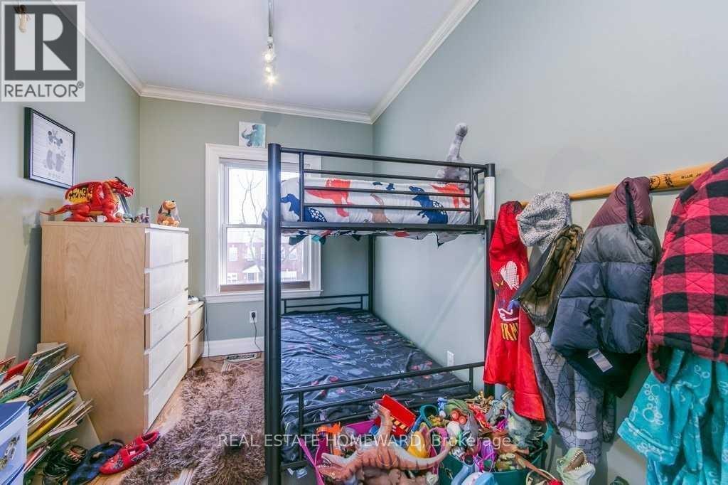 76 Redwood Avenue, Toronto, ON, M4L 2S6 - 7