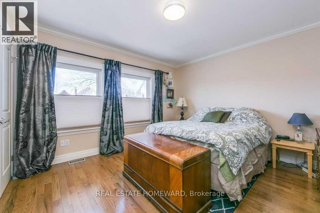 76 Redwood Avenue, Toronto, ON, M4L 2S6 - 6