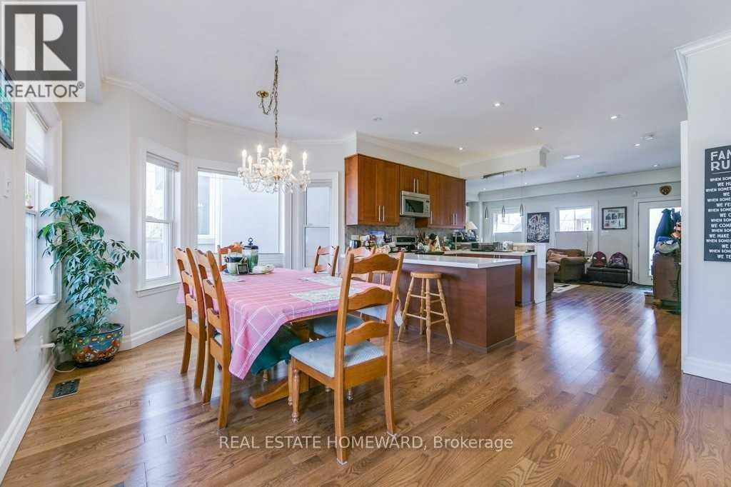 76 Redwood Avenue, Toronto, ON, M4L 2S6 - 4