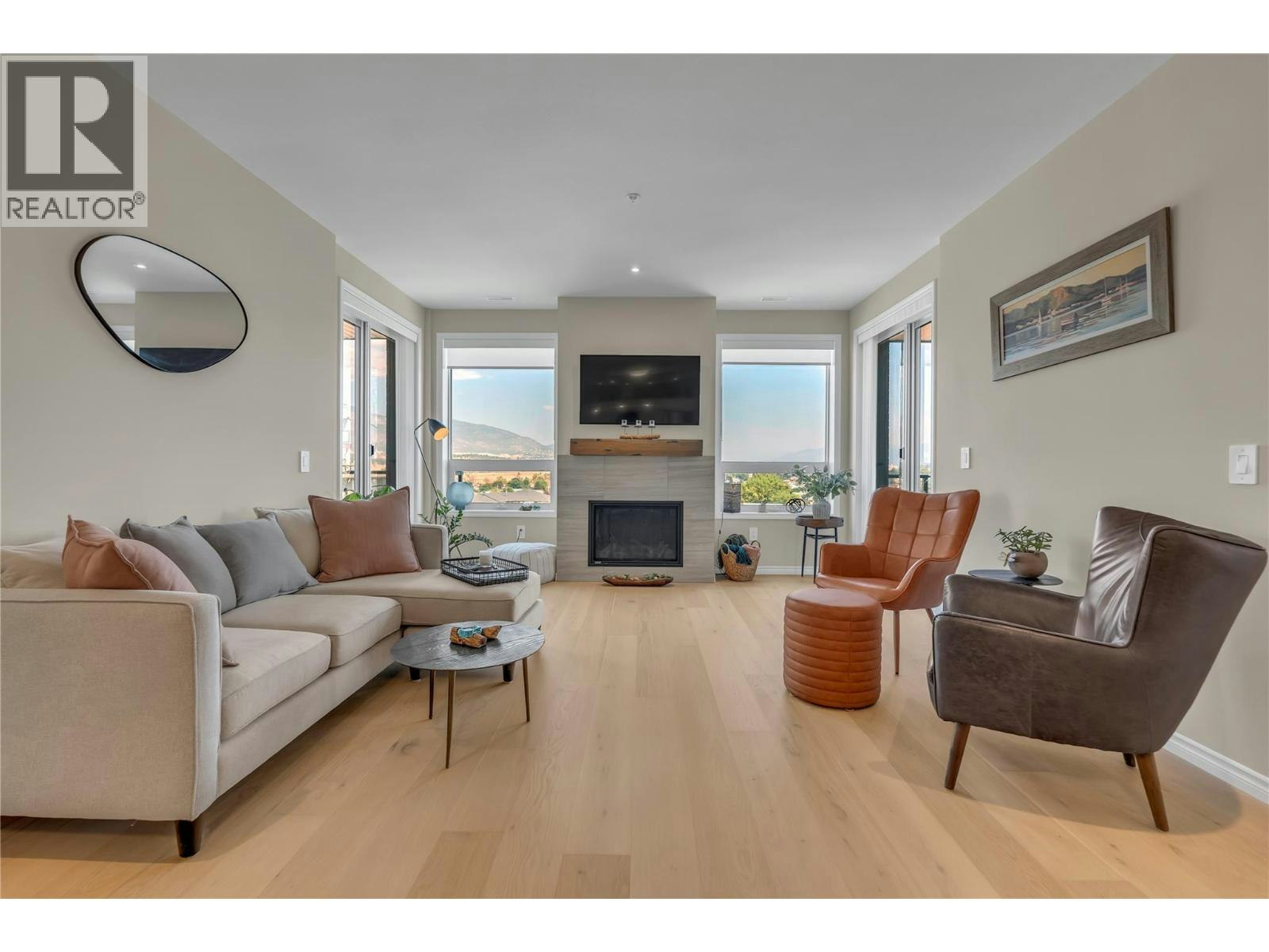 1102-3362 Skaha Lake Road, Penticton, BC, V2A 6G4