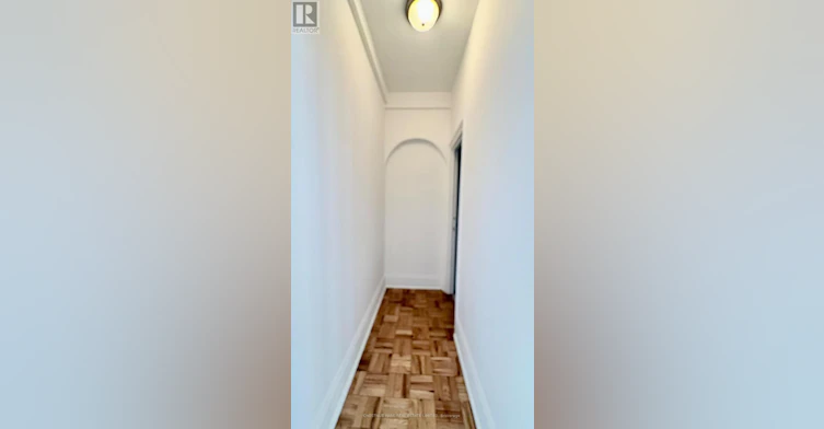 405-1 Clarendon Avenue, Toronto, ON, M4V 1H8 - 22