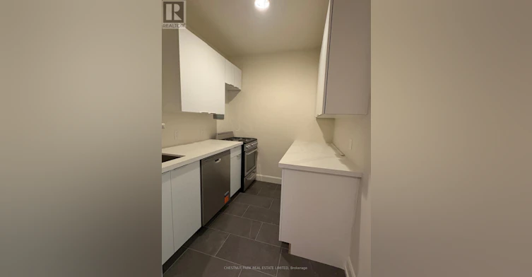 405-1 Clarendon Avenue, Toronto, ON, M4V 1H8 - 6
