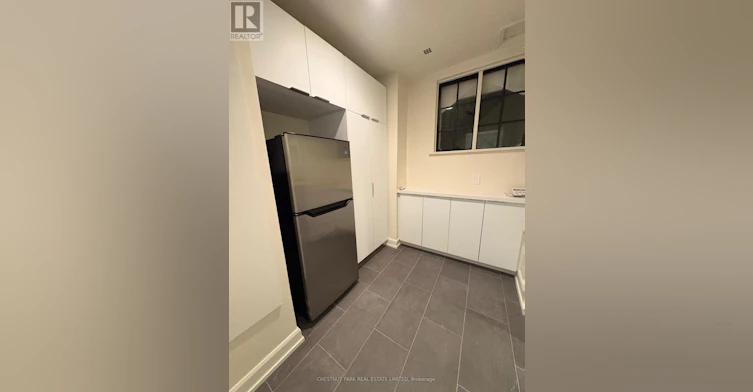 405-1 Clarendon Avenue, Toronto, ON, M4V 1H8 - 9