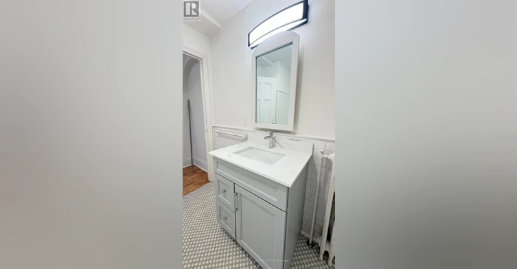 405-1 Clarendon Avenue, Toronto, ON, M4V 1H8 - 24
