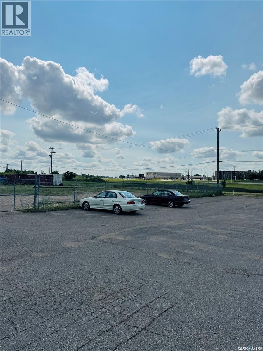 451 Circle Place, Saskatoon, SK, S7L 6X9 - 4
