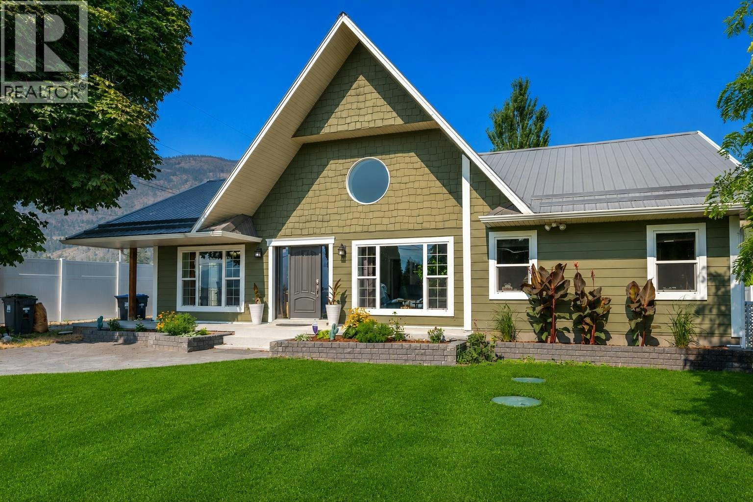 5518 Sumac Street, Oliver, BC, V0H 1T1