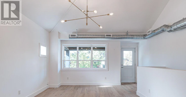 MAIN-87 Hammersmith Avenue, Toronto, ON, M4E 2W3 - 7
