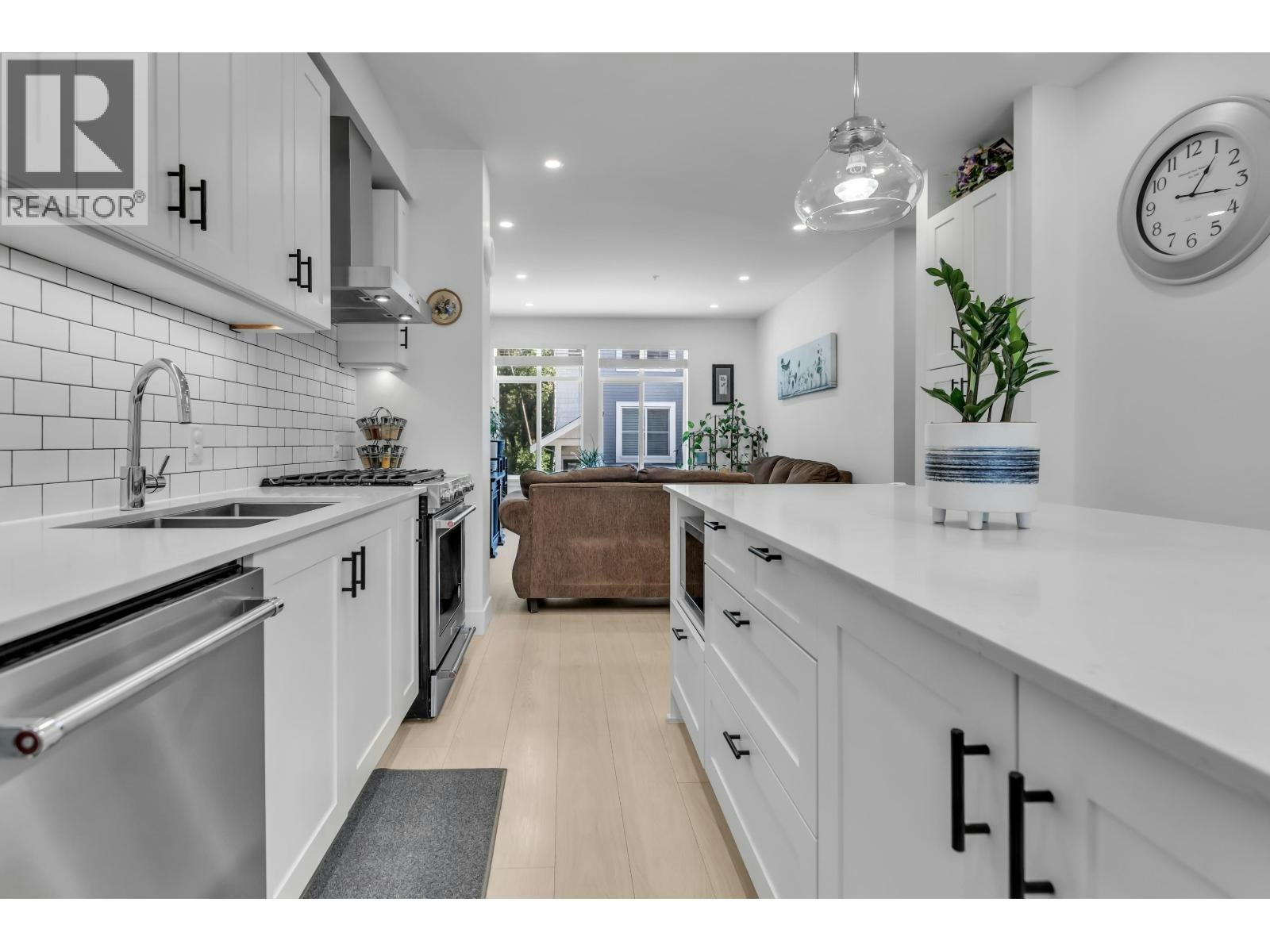 12-24021 110 Avenue, Maple Ridge, BC, V2W 0J9 - 14