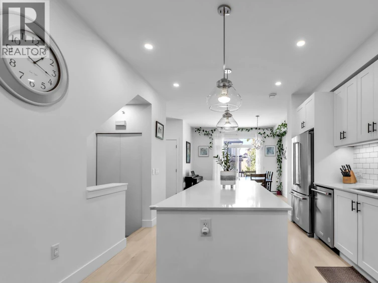 12-24021 110 Avenue, Maple Ridge, BC, V2W 0J9 - 9