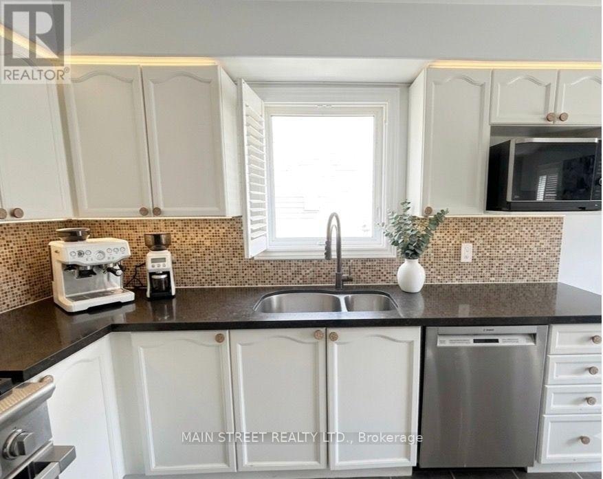 77 Reddenhurst Crescent, Georgina, ON, L4P 4G1 - 5