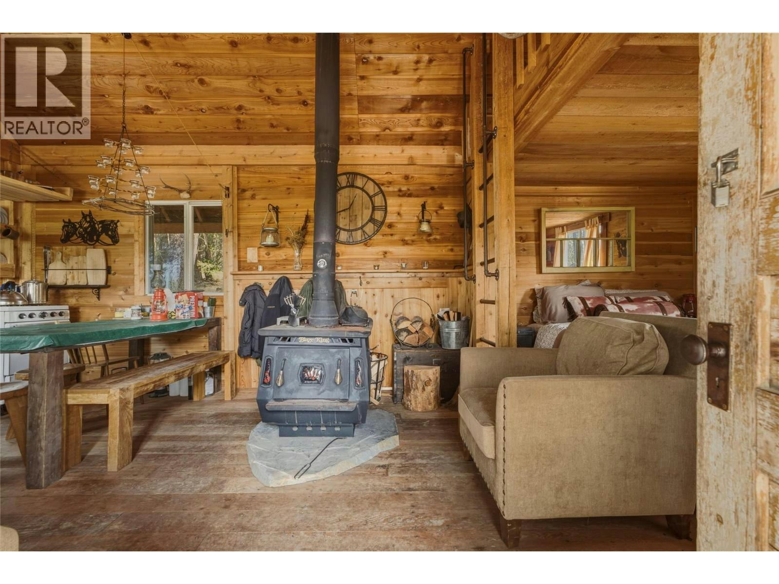 6716 Karjula Road - 4