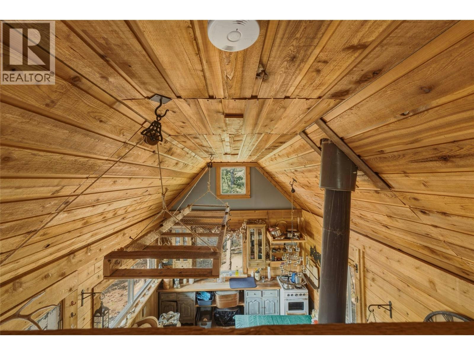 6716 Karjula Road, Falkland, BC, V0E 1W1 - 11