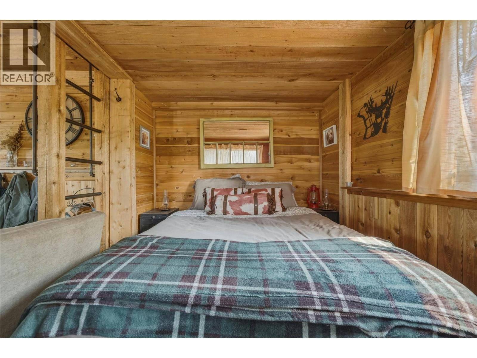 6716 Karjula Road, Falkland, BC, V0E 1W1 - 7