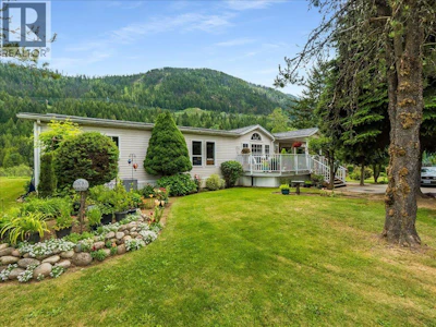 896 Mchardy Road - 2