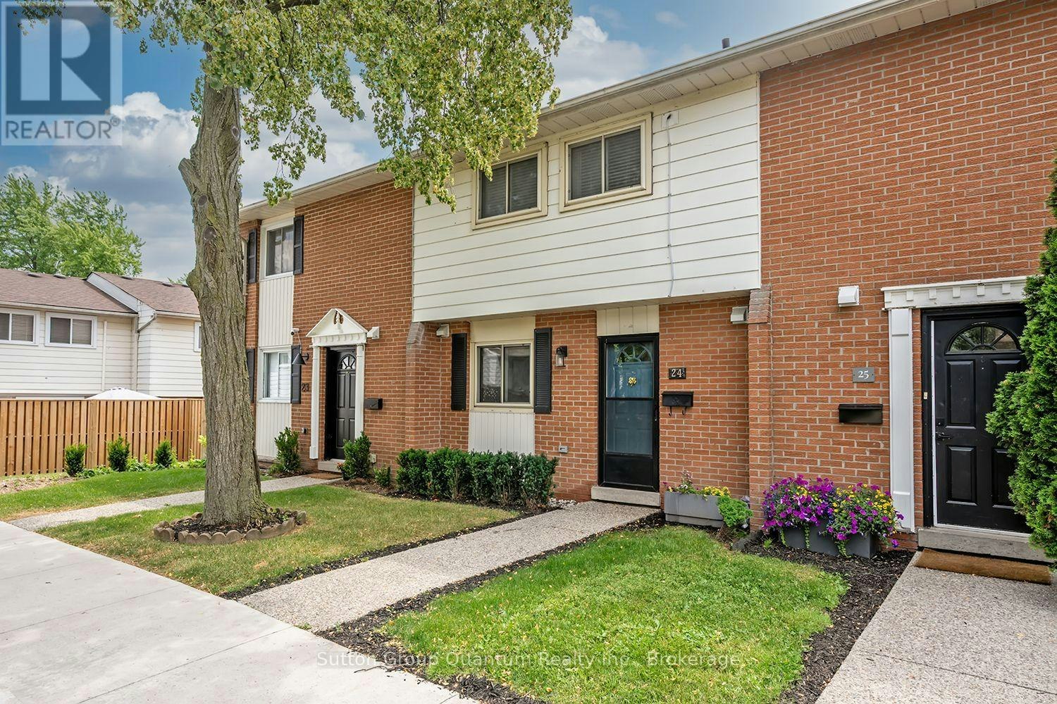 24-61 Sarah Lane, Oakville, ON, L6L 3V2