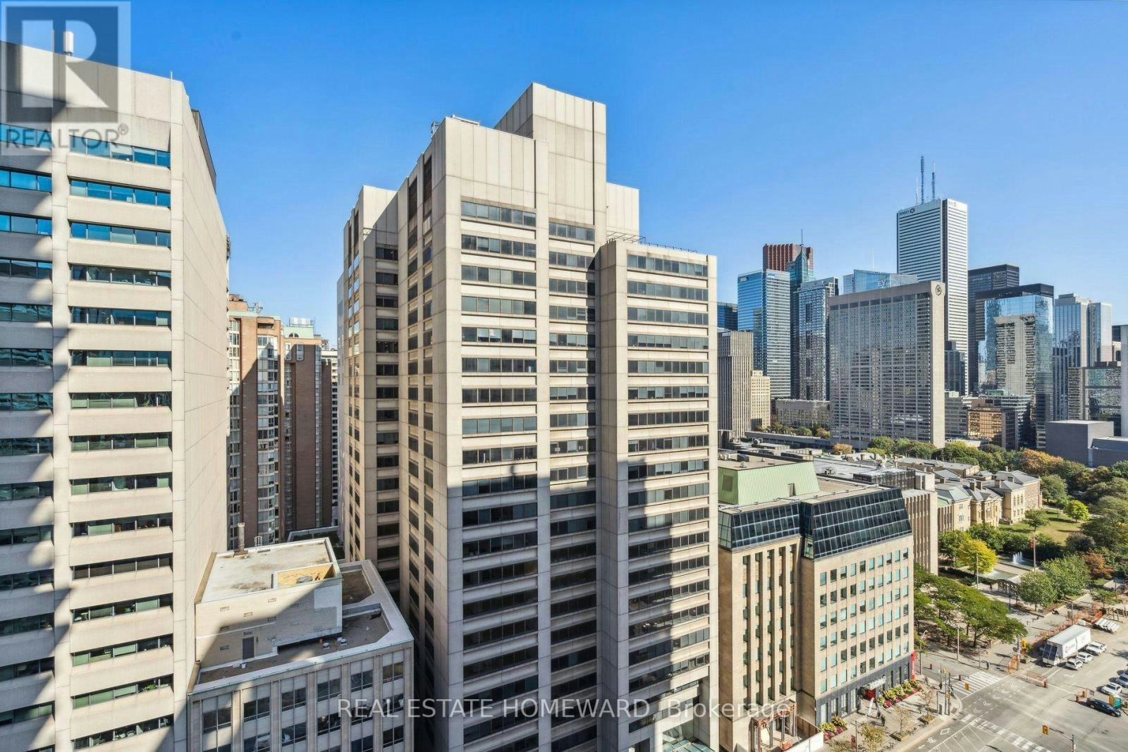 2010-426 University Avenue, Toronto, ON, M5G 1S9 - 21
