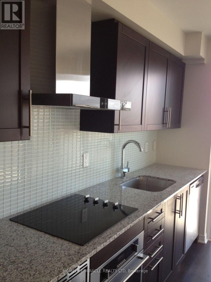 709-352 Front St WEST, Toronto, ON, M5V 0K3 - 4