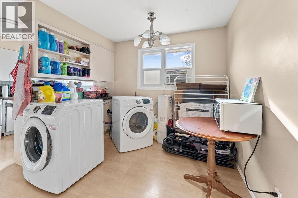 2310 Greenfield Avenue, Kamloops, BC, V2B 4P4 - 7