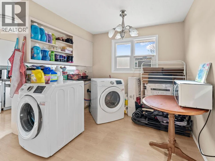 2310 Greenfield Avenue, Kamloops, BC, V2B 4P4 - 7