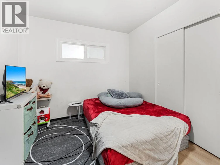 2310 Greenfield Avenue, Kamloops, BC, V2B 4P4 - 13