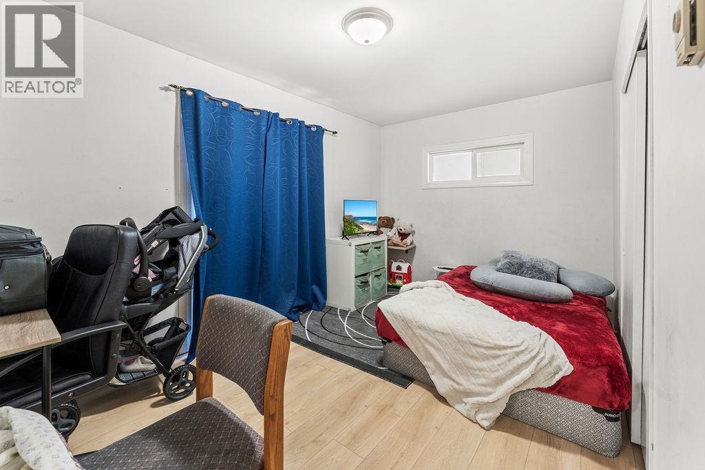 2310 Greenfield Avenue, Kamloops, BC, V2B 4P4 - 12